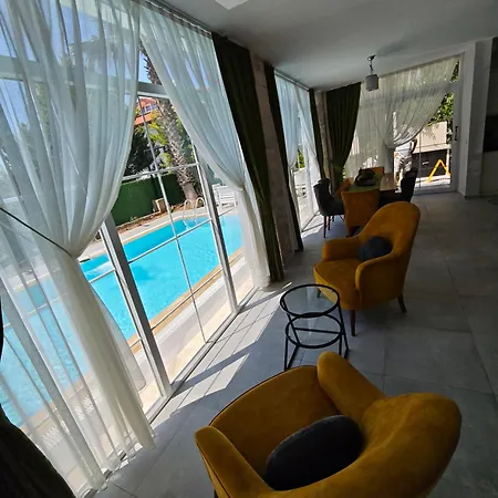 Villa Ruezgar *