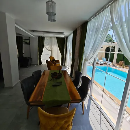 Ruezgar Villa *